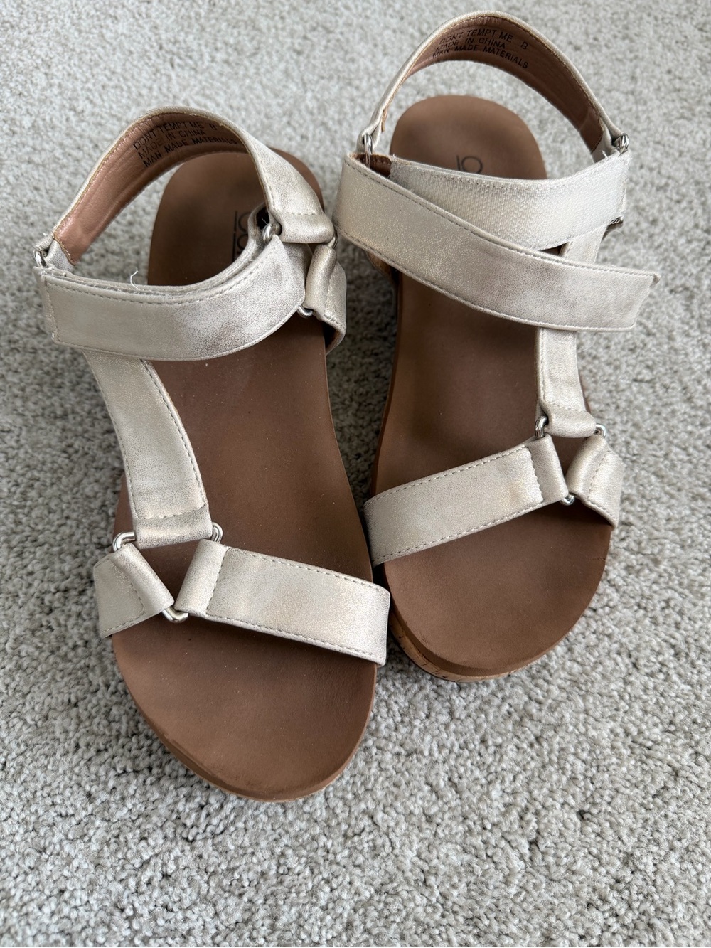 Women's Metallic Champagne Comfort-Strap Sandals